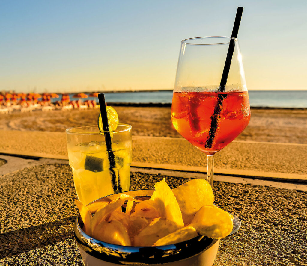 Szklana płyta ochronna na kuchenkę - plaża,drink
