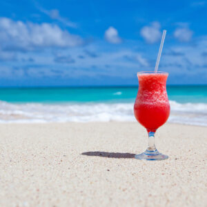 Szklana płyta ochronna na kuchenkę - plaża,drink