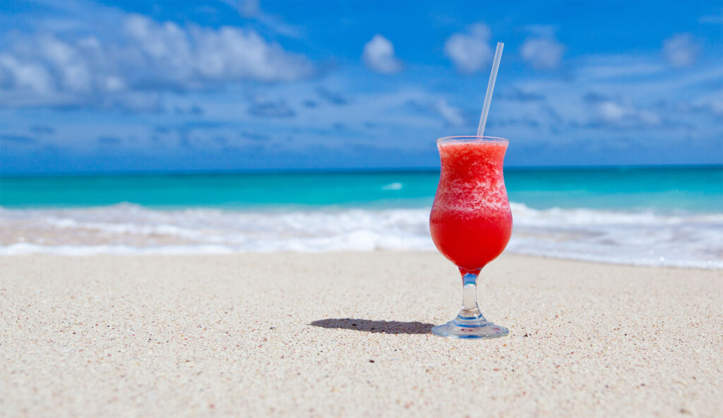 Szklana płyta ochronna na kuchenkę - plaża,drink
